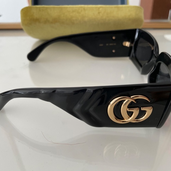 Gucci sunglasses main image 5
